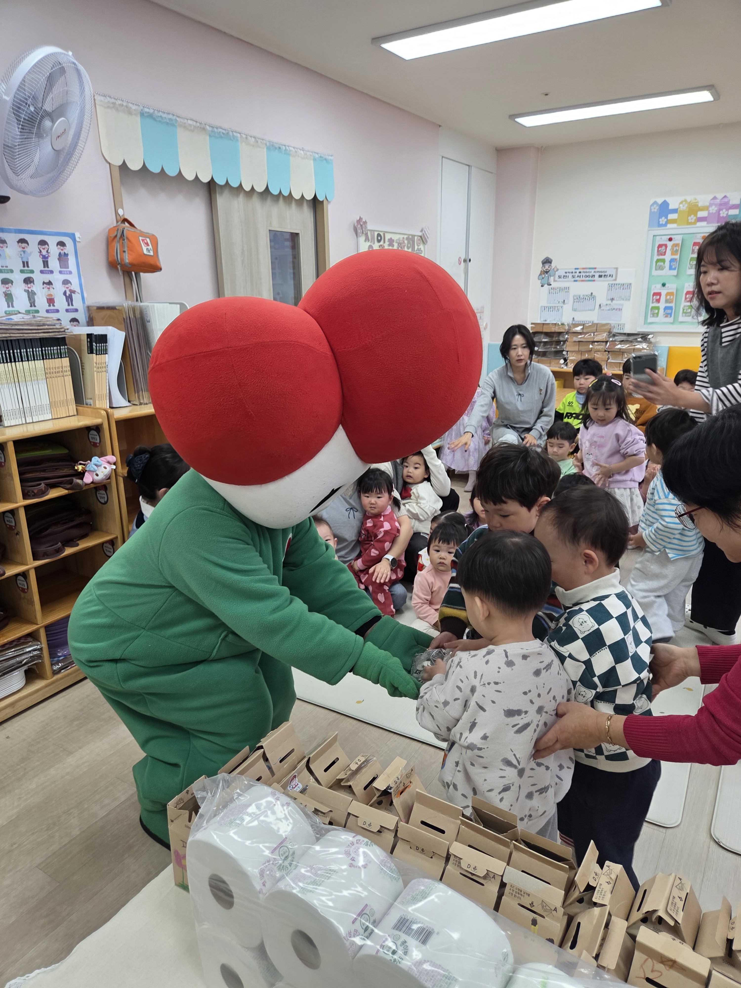 반별 저금통 전달식 (7).jpg