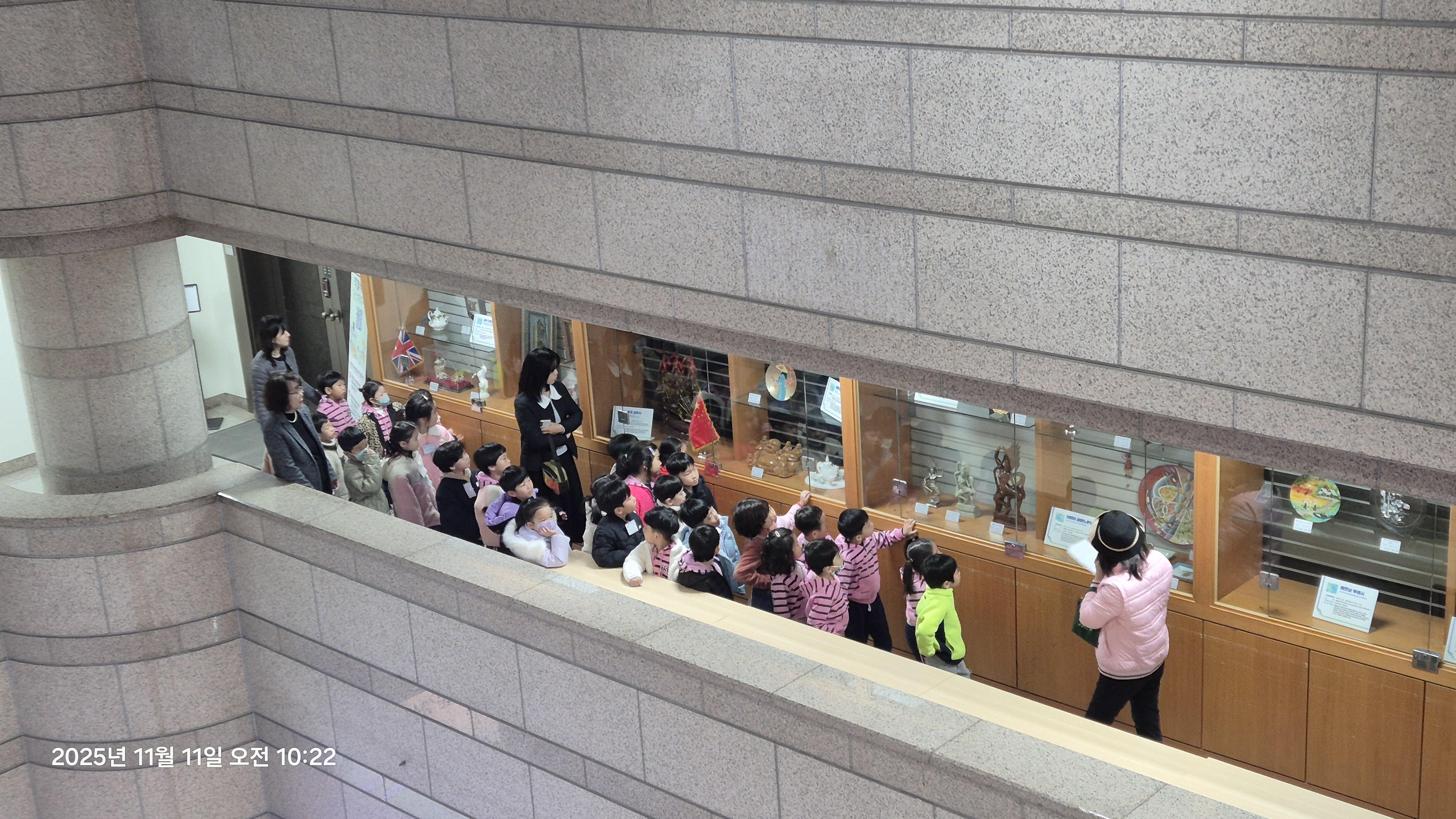 2층 전시장 (2).jpg